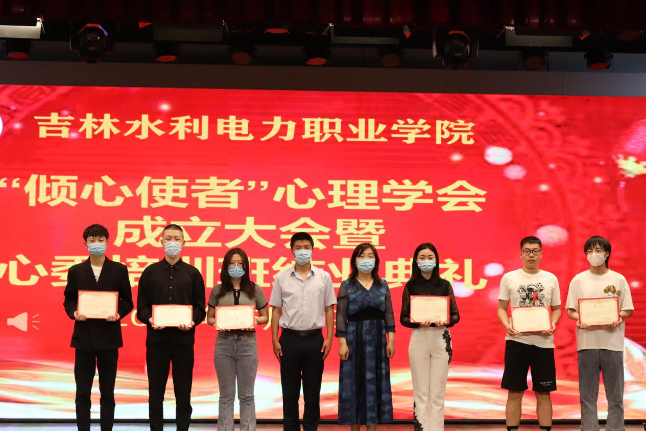 图片4.png 图片4.png